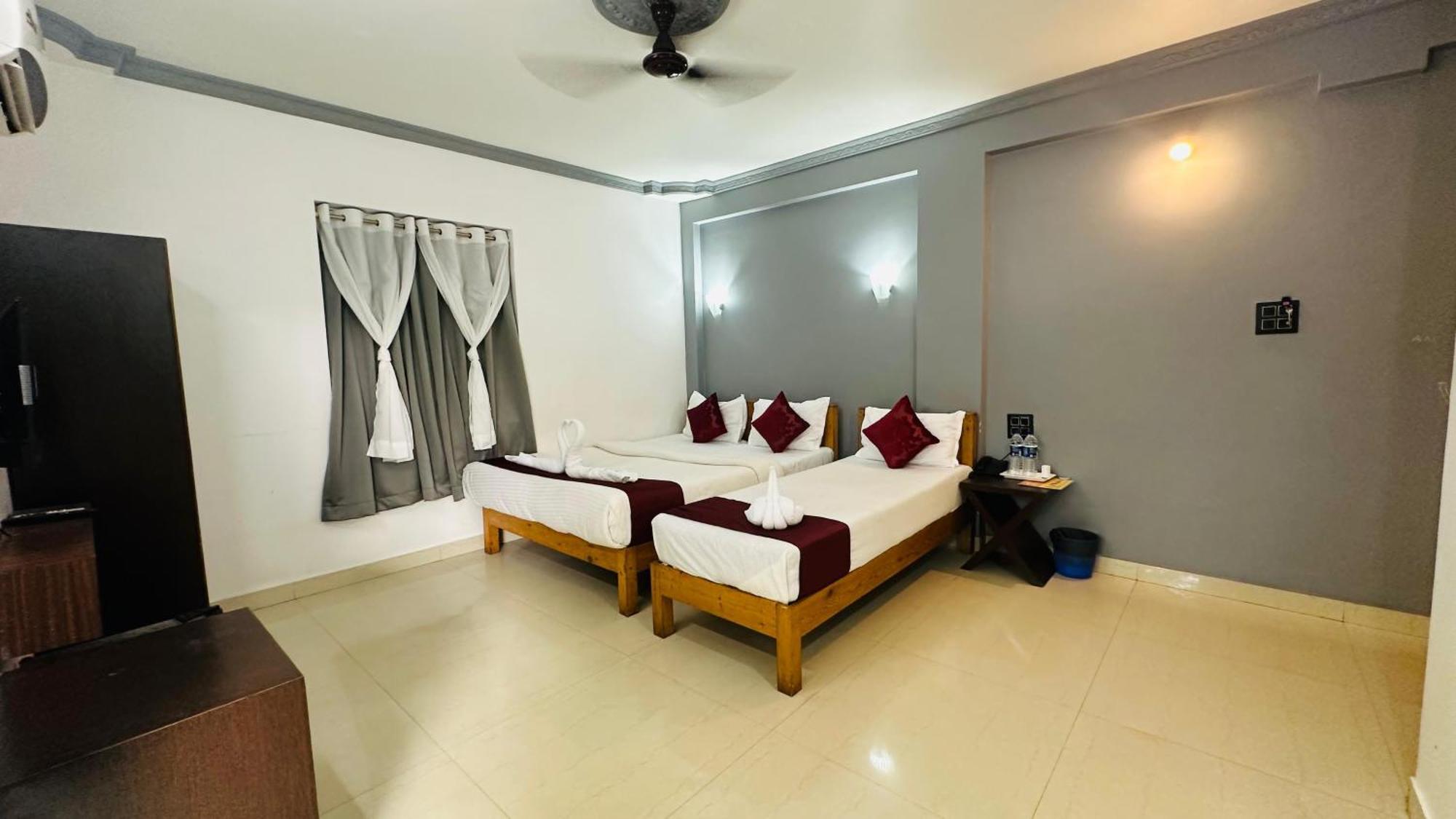 Hotel Baga Bay 200 Meters From Baga Beach מראה חיצוני תמונה